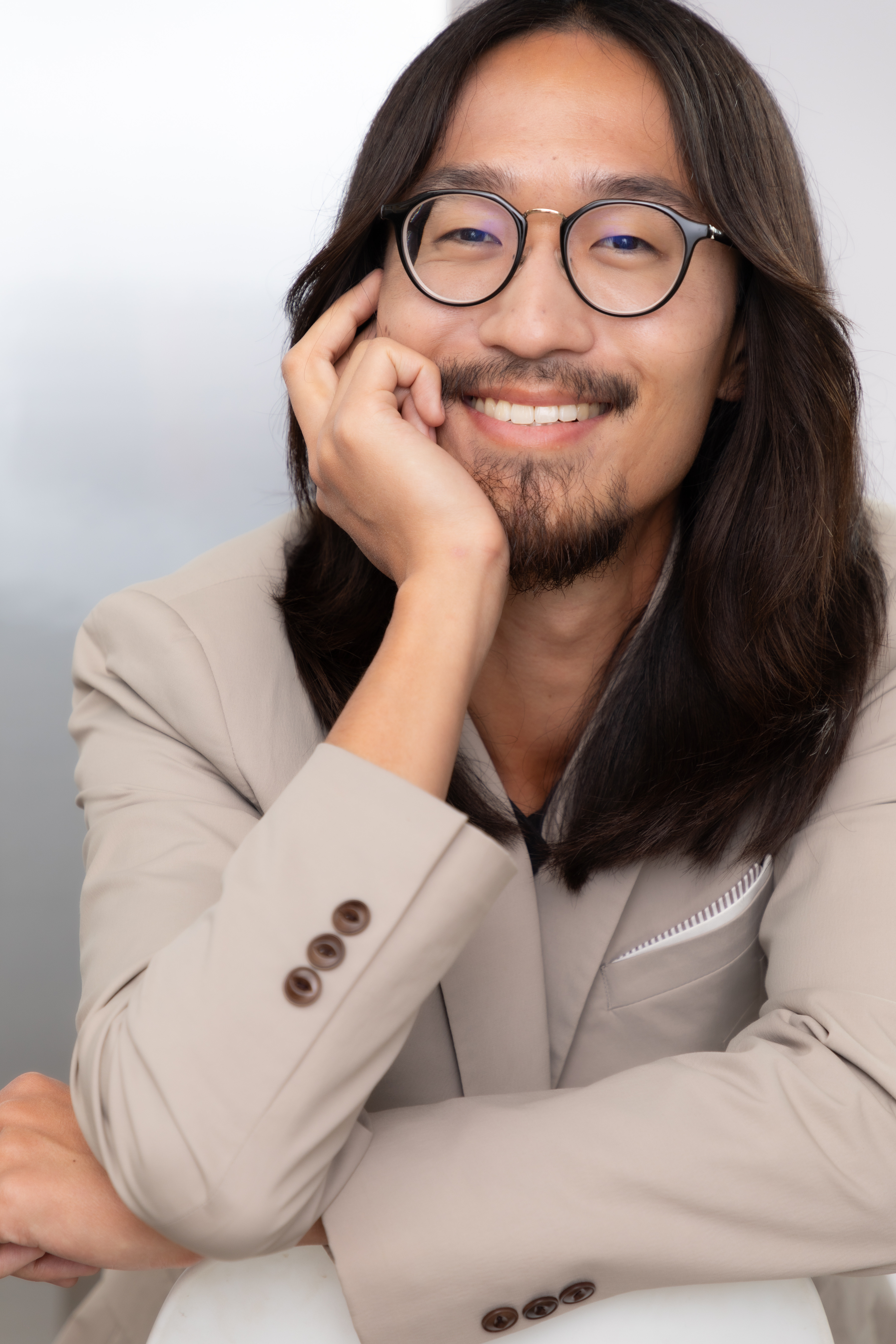 Abraham Woo — blazer headshot